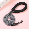 Pet supplies reflective traction rope multi-color nylon round rope large and medium-sized explosion-proof dog rope foam handle traction belt